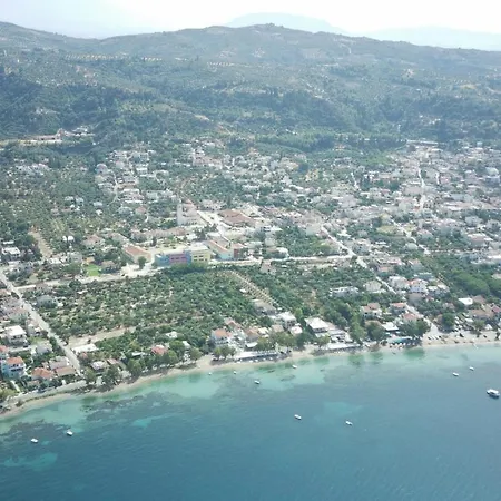 Xanthi's Sea Front * Flámbouras