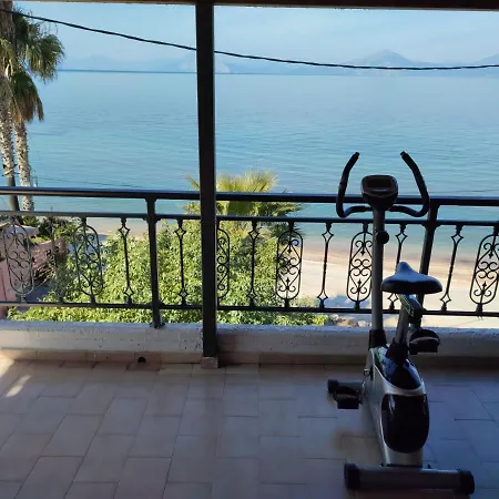 아파트 Xanthi's Sea Front *